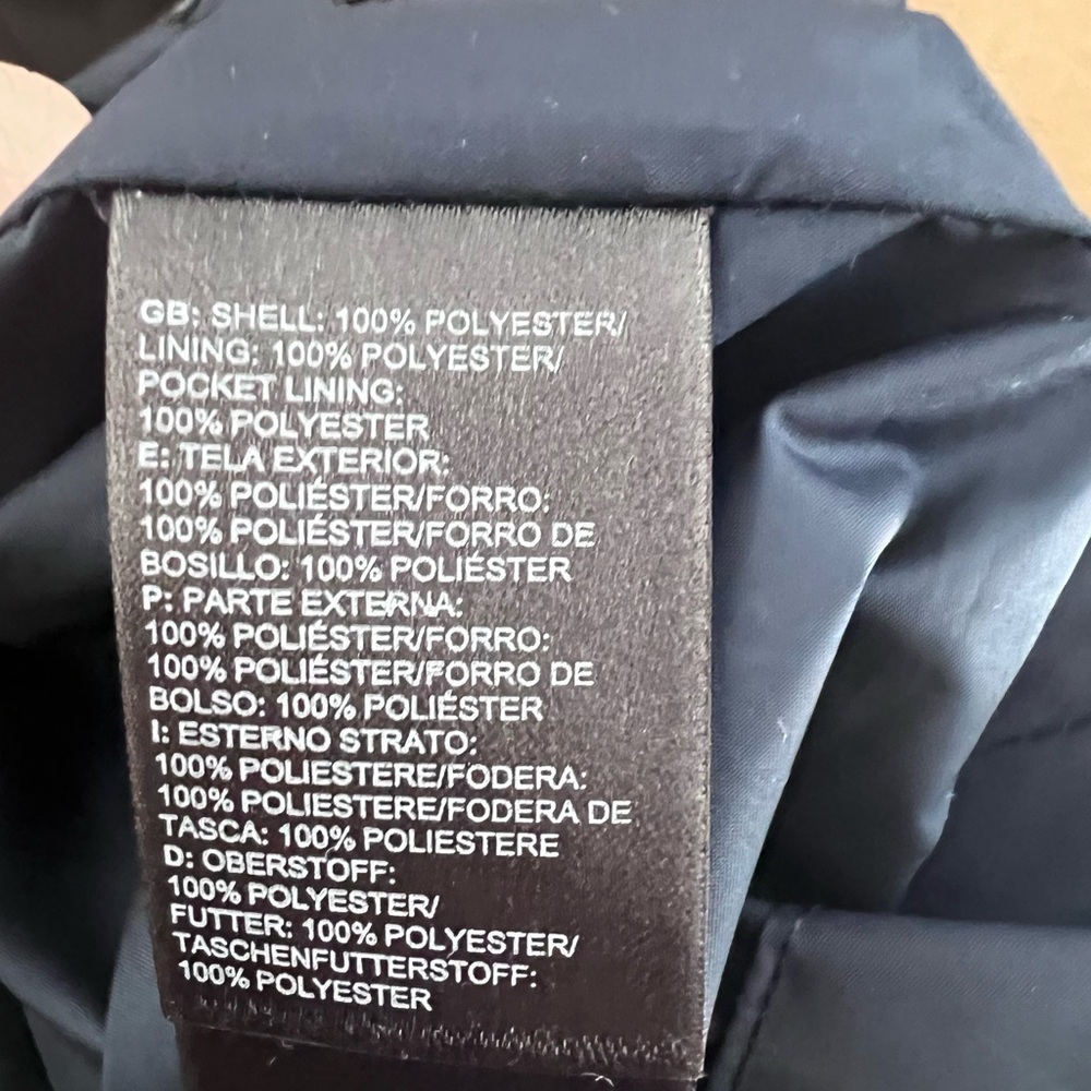 SOLD NWT The North Face Women's Tomales Bay Hooded Rain Jacket - Picture 7 of 10